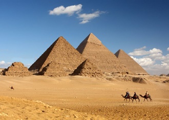 Wat schuilt er binnenin een piramide?