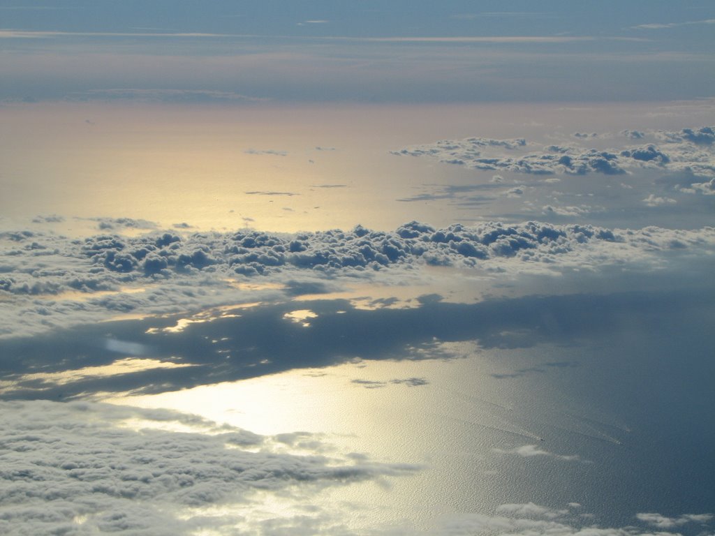 Hoog boven de wolken